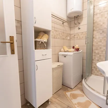 Plokite Apartman